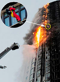 Спасение людей из высотных зданий при пожаре
